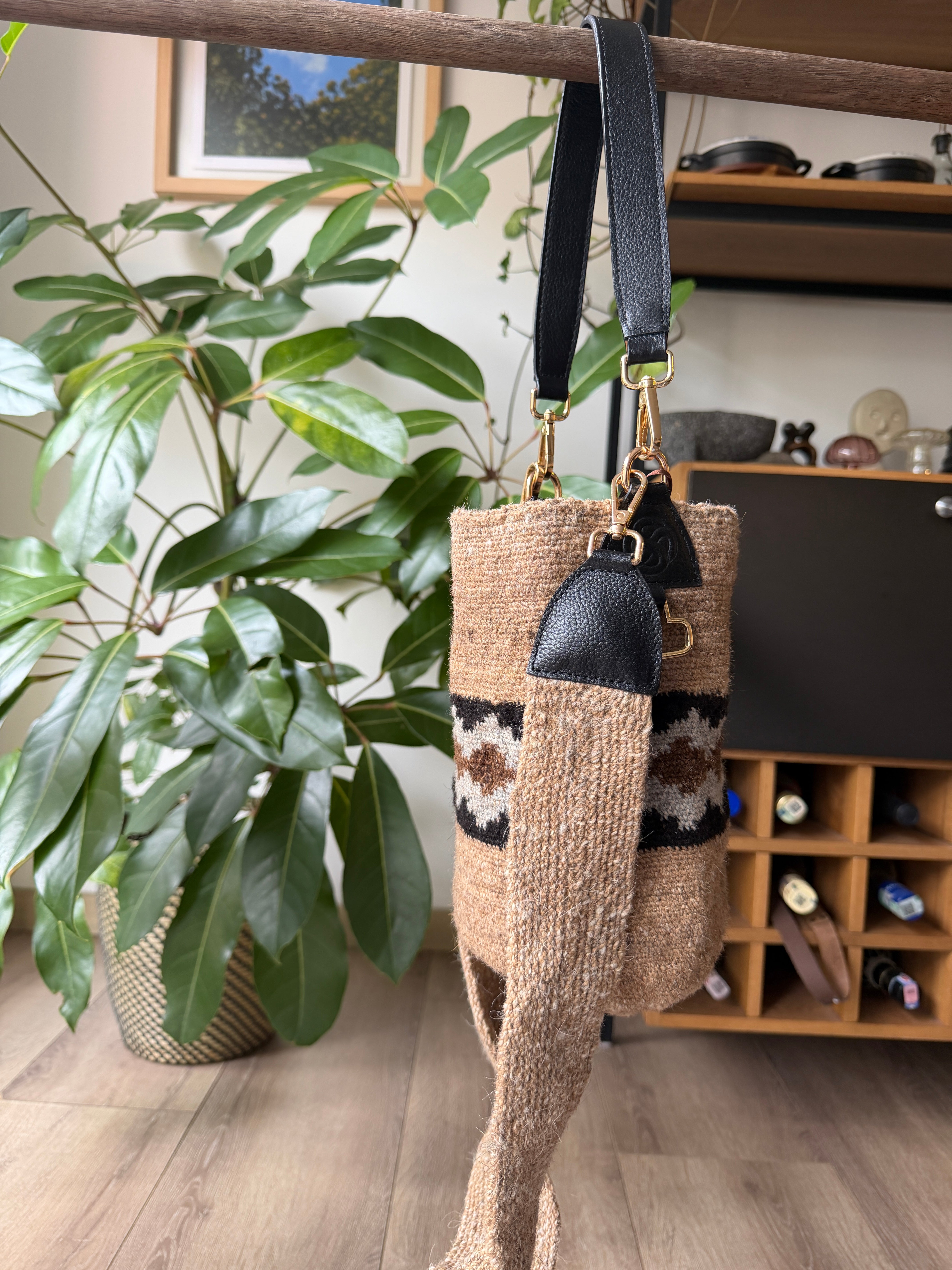 Mochila Arhuaca - Cuero Negro Rombo