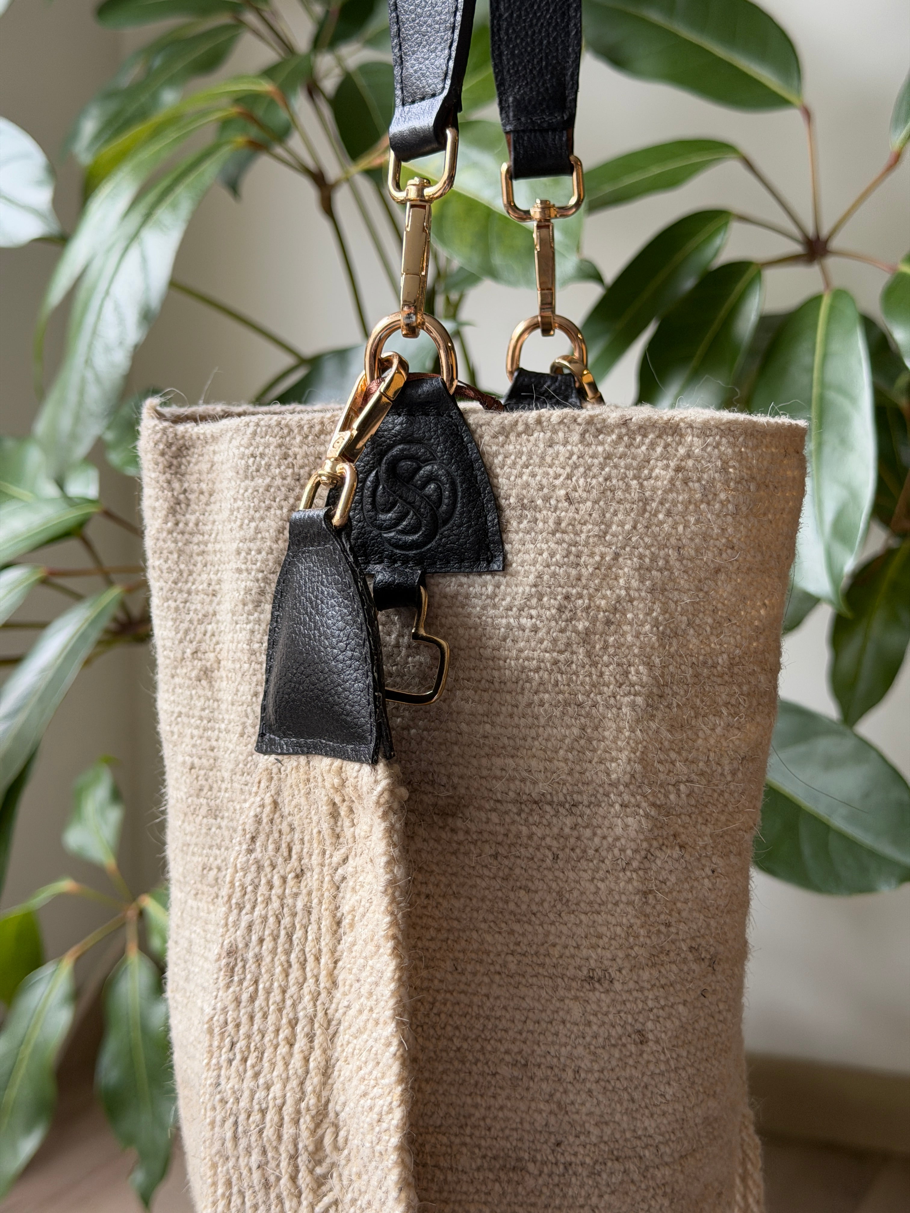 Mochila Arhuaca - Cuero Negro